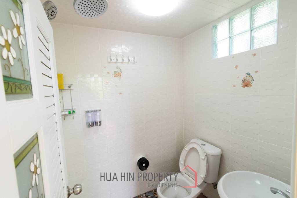 LAGUNA VILLAGE ON SOI 102  : 3 bed with great mountain and canal view