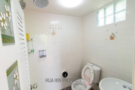 LAGUNA VILLAGE ON SOI 102  : 3 bed with great mountain and canal view