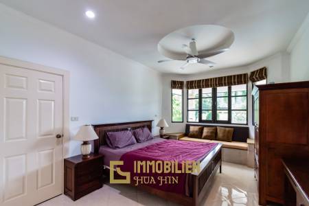 LAGUNA VILLAGE ON SOI 102  : 3 bed with great mountain and canal view