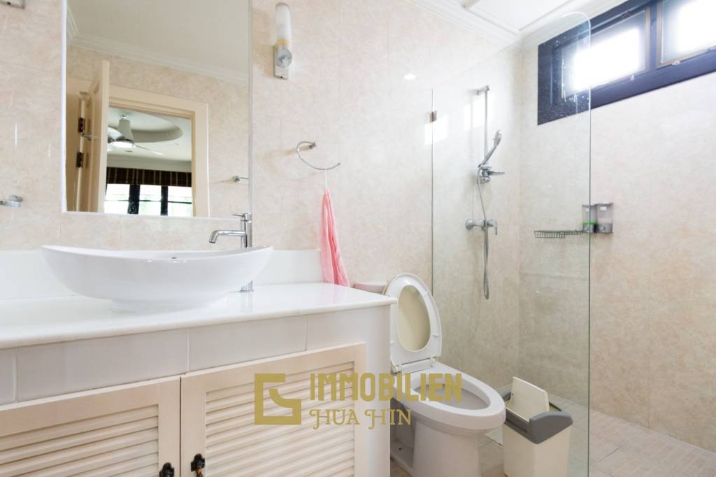 680 metro cuadrado 3 ` 4 Baño Villa de Venta