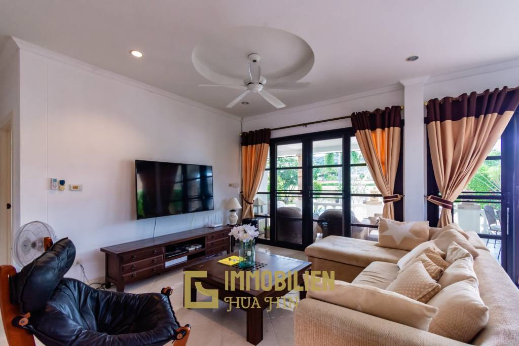 LAGUNA VILLAGE ON SOI 102  : 3 bed with great mountain and canal view