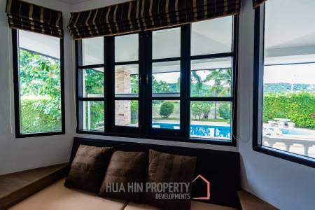 LAGUNA VILLAGE ON SOI 102  : 3 bed with great mountain and canal view