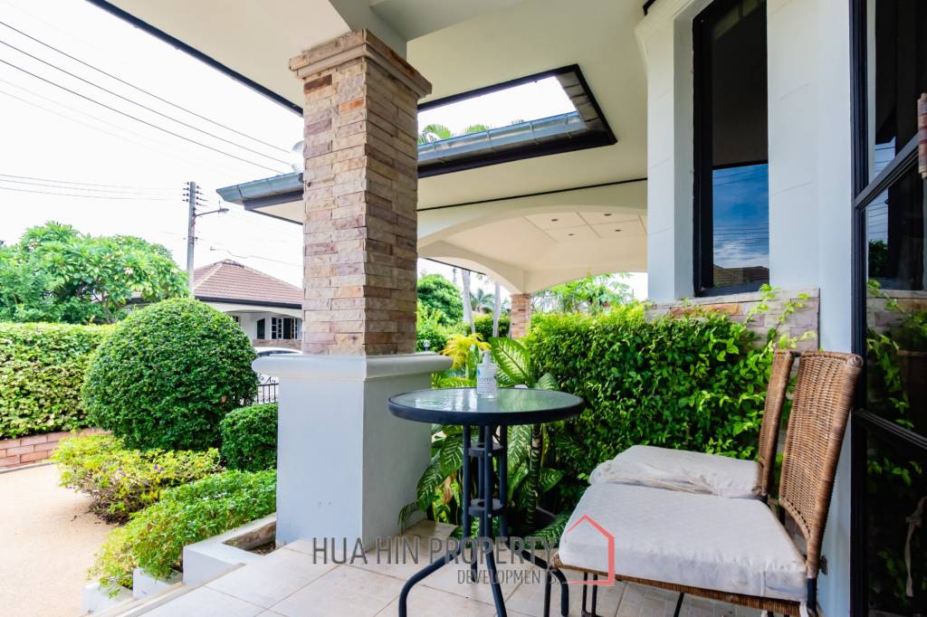 LAGUNA VILLAGE ON SOI 102  : 3 bed with great mountain and canal view