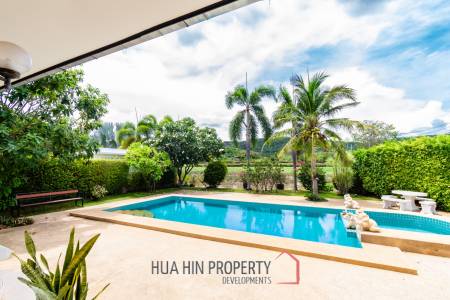 LAGUNA VILLAGE ON SOI 102  : 3 bed with great mountain and canal view