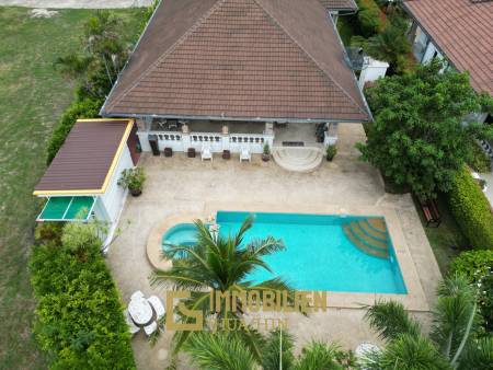 LAGUNA VILLAGE ON SOI 102  : 3 bed with great mountain and canal view