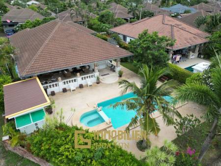 LAGUNA VILLAGE ON SOI 102  : 3 bed with great mountain and canal view