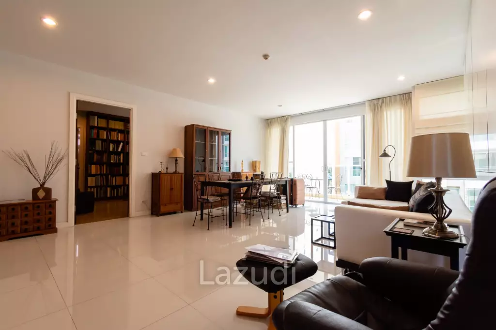 THE BREEZE : 3 Bed condo near the beach