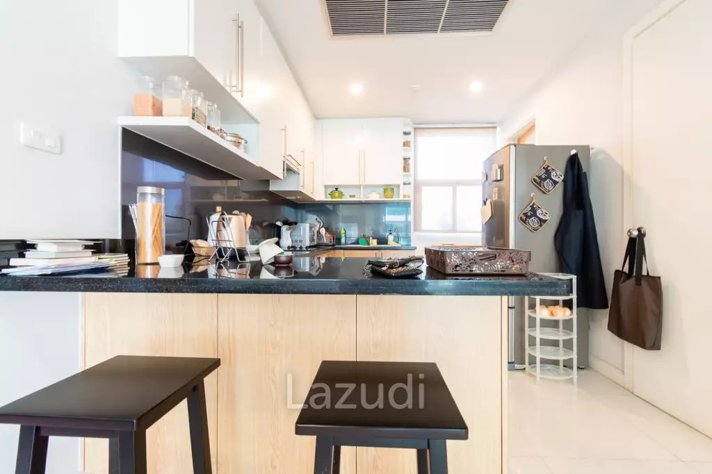 THE BREEZE : 3 Bed condo near the beach