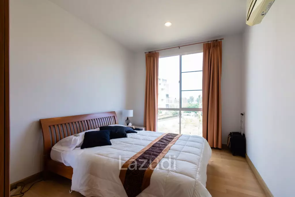 THE BREEZE : 3 Bed condo near the beach