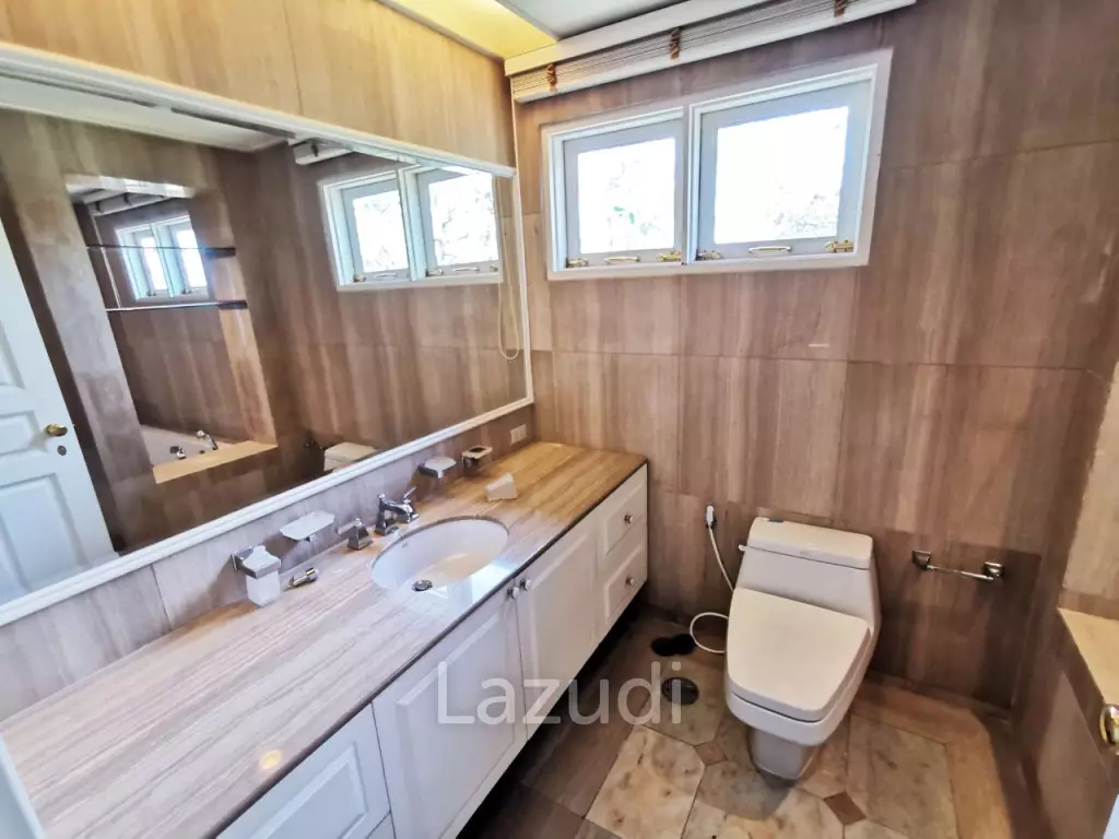 8 Bed Detached House 9 Bath 7,536 SQ.M in Prawet
