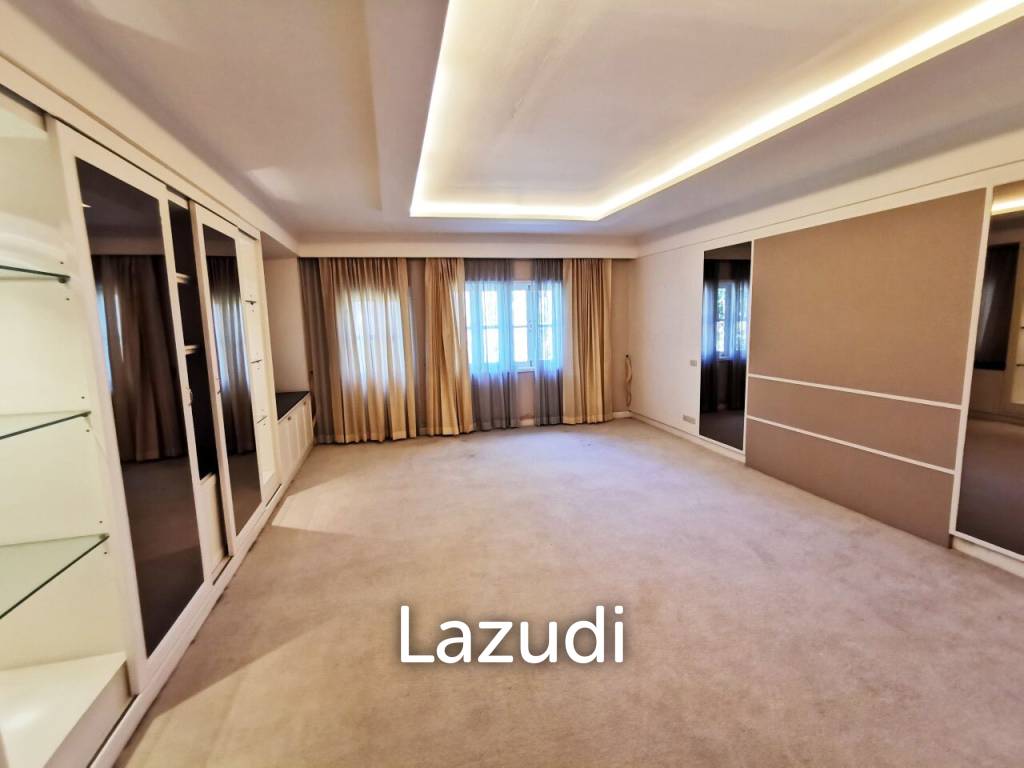 8 Bed Detached House 9 Bath 7,536 SQ.M in Prawet