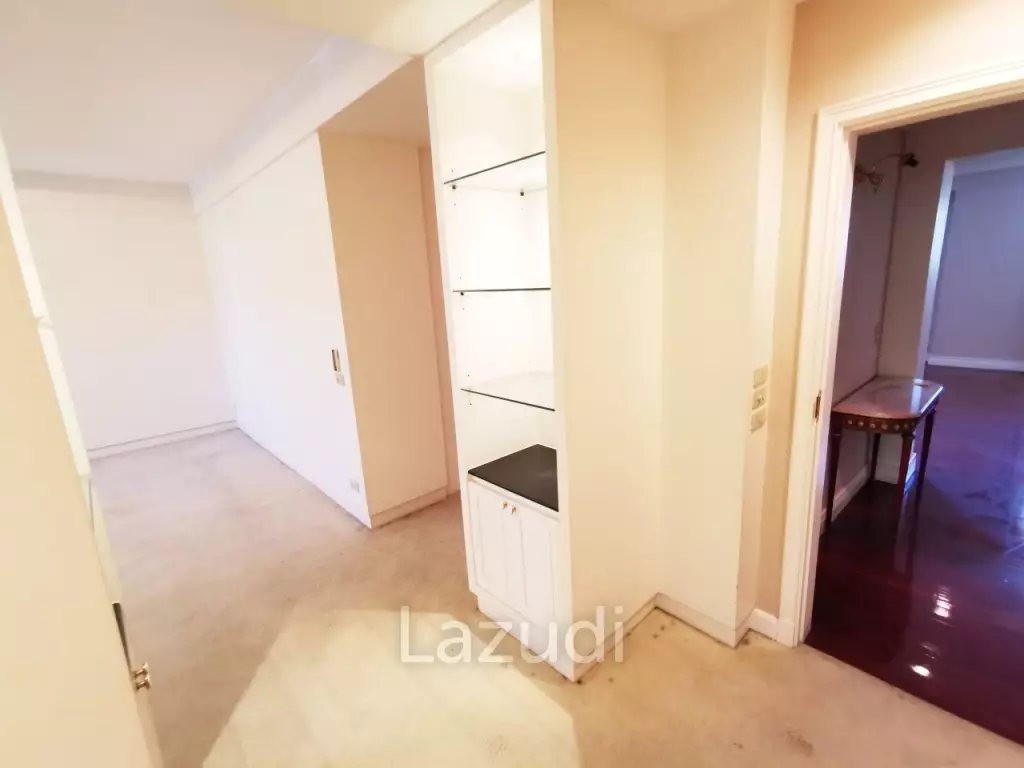 8 Bed Detached House 9 Bath 7,536 SQ.M in Prawet