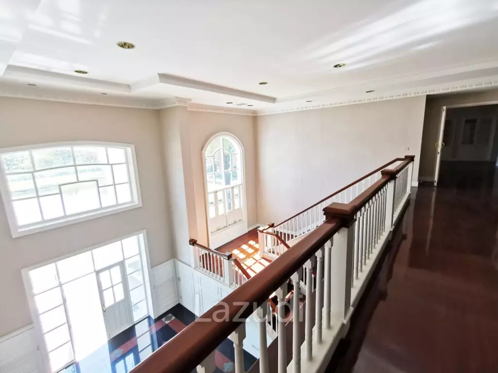 8 Bed Detached House 9 Bath 7,536 SQ.M in Prawet