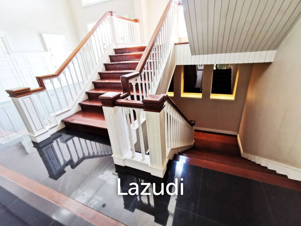 8 Bed Detached House 9 Bath 7,536 SQ.M in Prawet