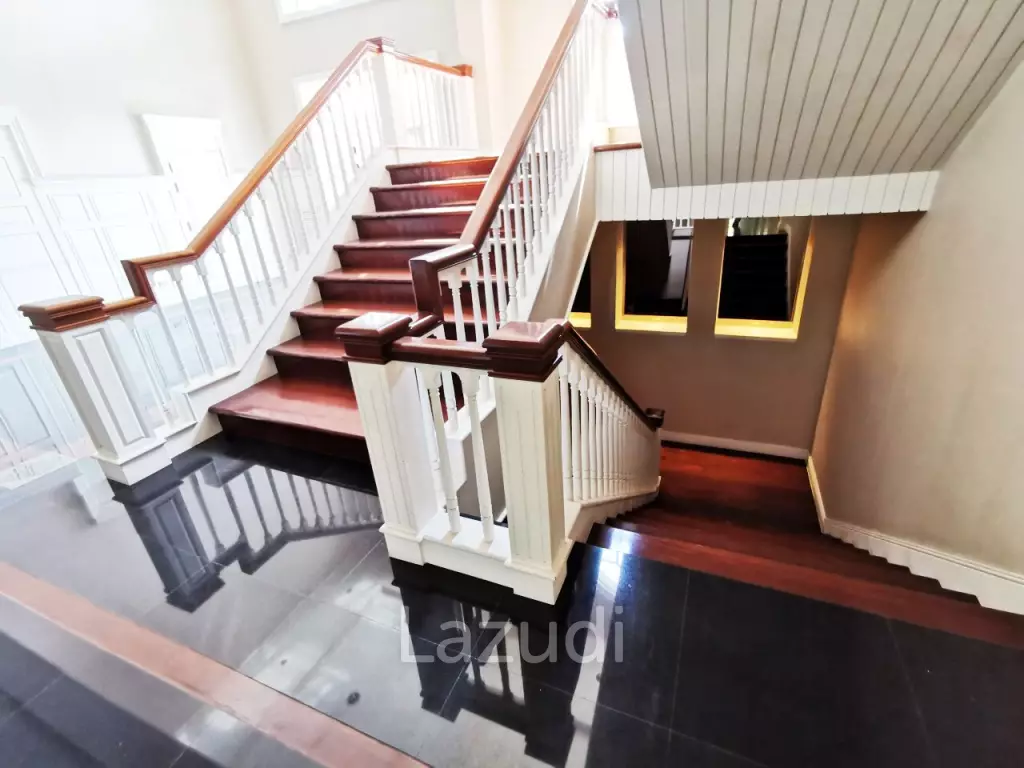 8 Bed Detached House 9 Bath 7,536 SQ.M in Prawet