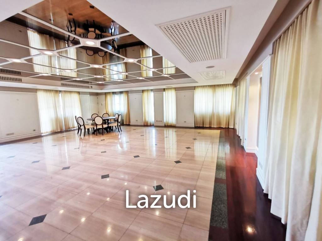 8 Bed Detached House 9 Bath 7,536 SQ.M in Prawet