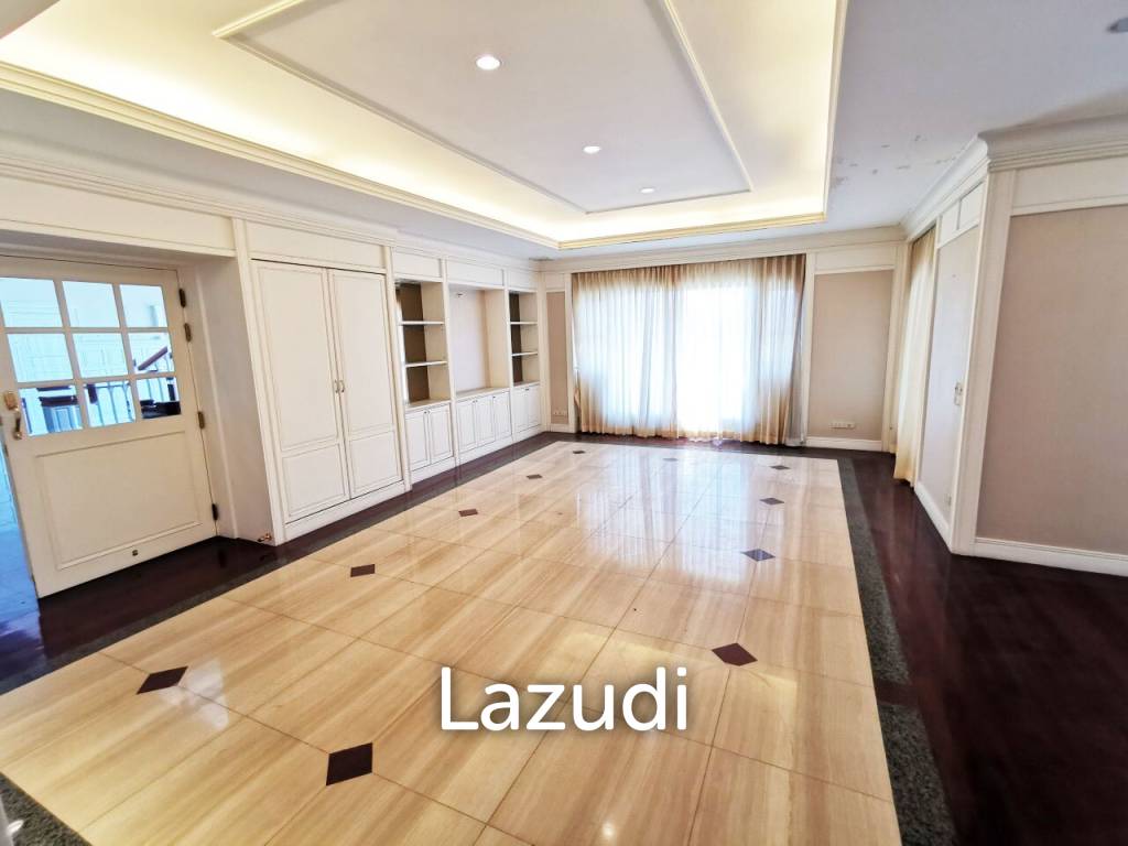 8 Bed Detached House 9 Bath 7,536 SQ.M in Prawet