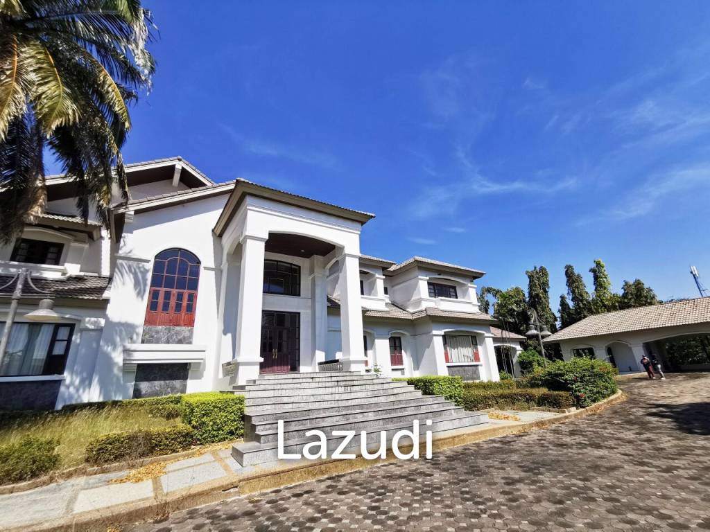 8 Bed Detached House 9 Bath 7,536 SQ.M in Prawet
