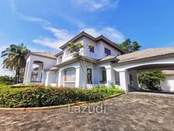 8 Bed Detached House 9 Bath 7,536 SQ.M in Prawet