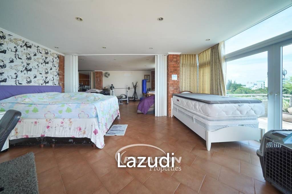Three Bedrooms Condo For Sale In Bay View Resort