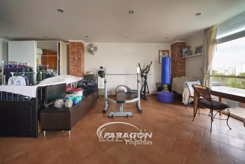 Three Bedrooms Condo For Sale In Bay View Resort