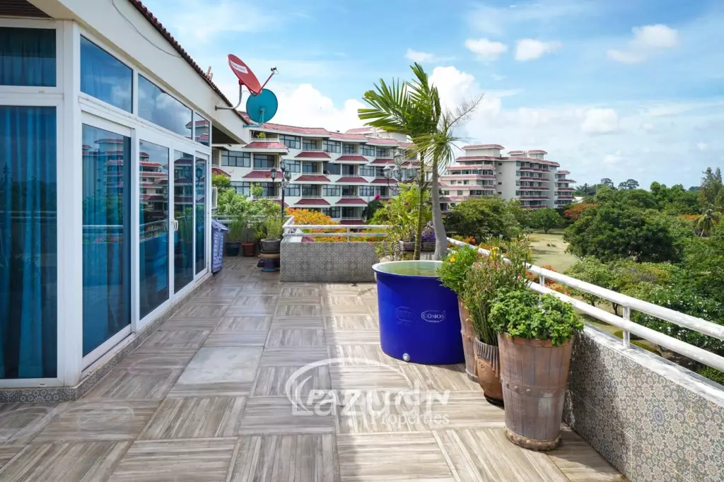 Three Bedrooms Condo For Sale In Bay View Resort