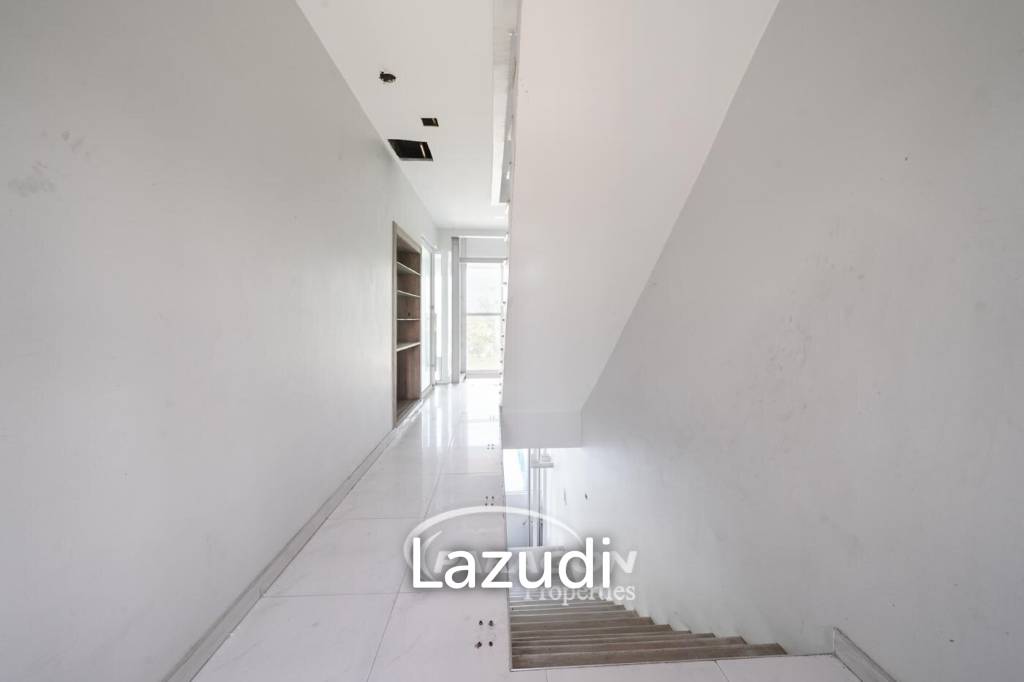 Nautical 9 Project 483 SQ.W In Banglamung