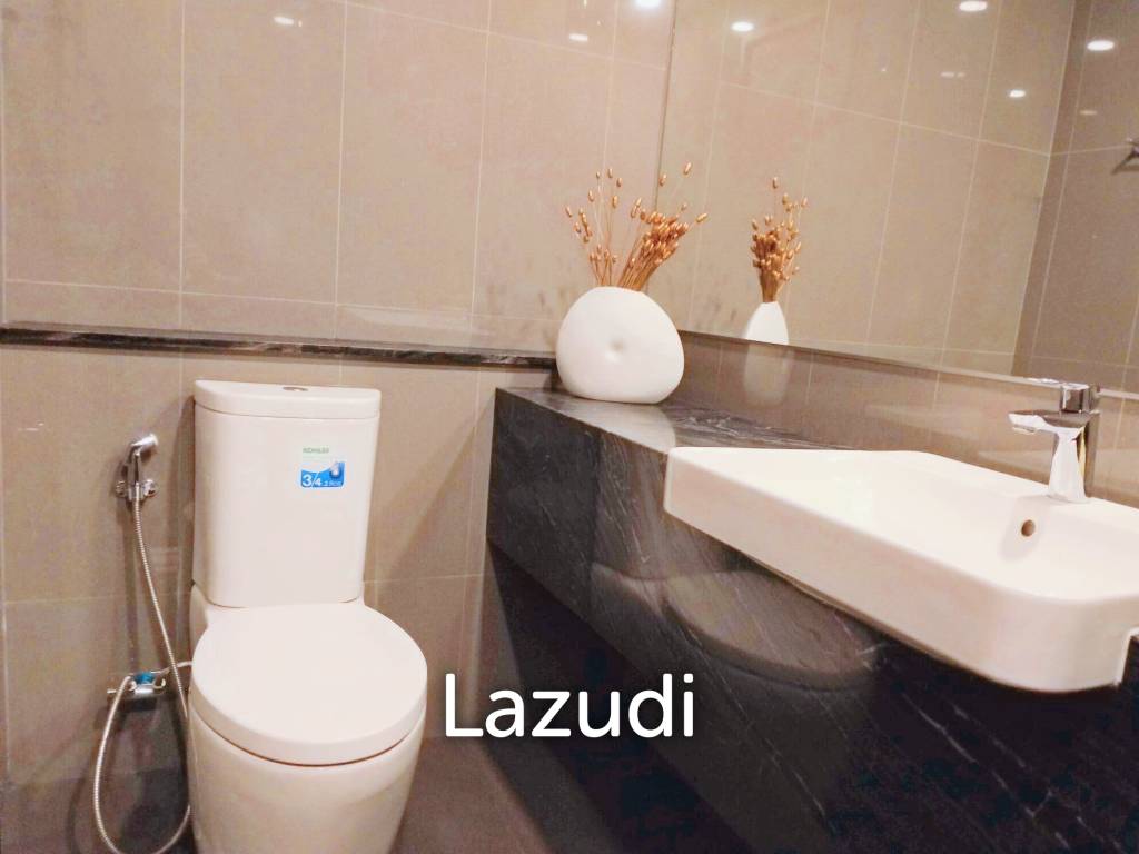 1 Bed 1 Bath 35 SQ.M Ashton Chula-Silom