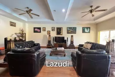 4 Bedroom 4 Bathroom Villa in Nakluea