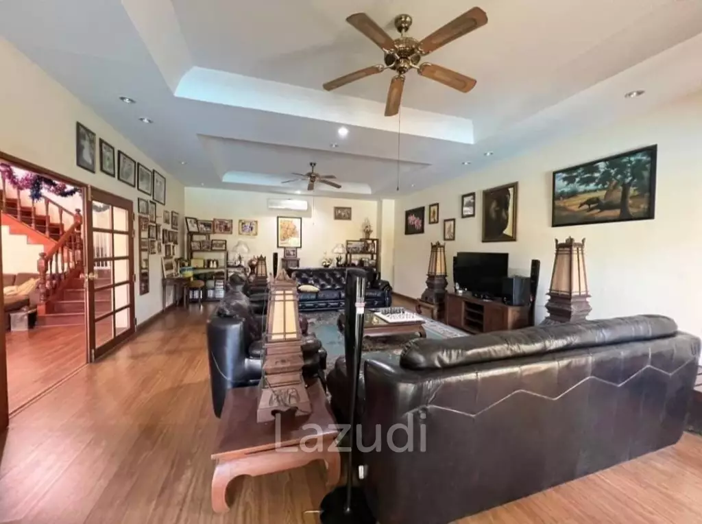 4 Bedroom 4 Bathroom Villa in Nakluea