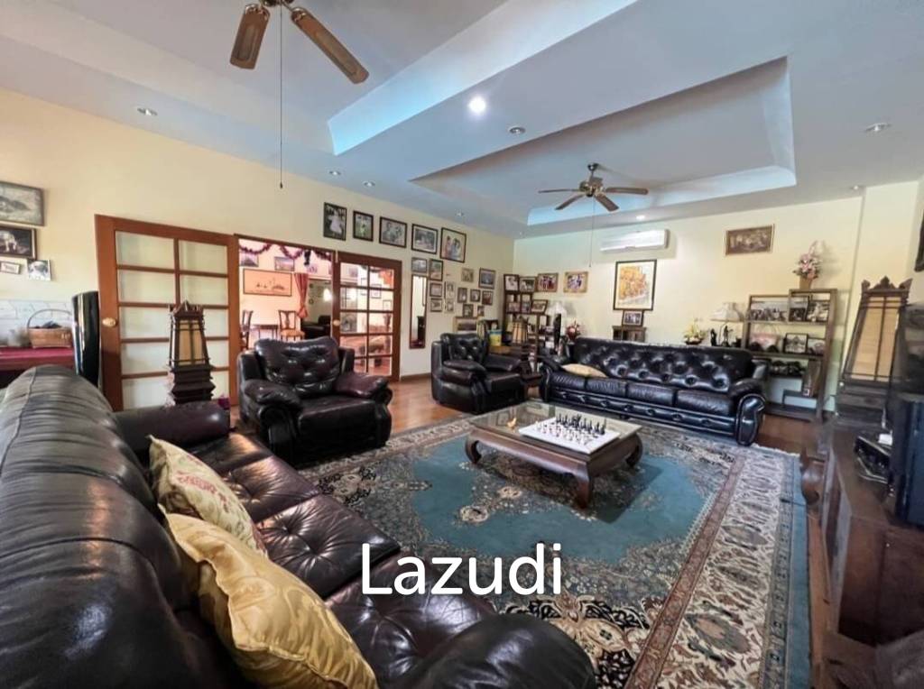 4 Bedroom 4 Bathroom Villa in Nakluea
