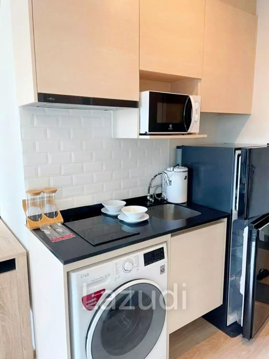 1 Bed 1 Bath 33 SQ.M Noble Revolve Ratchada 1