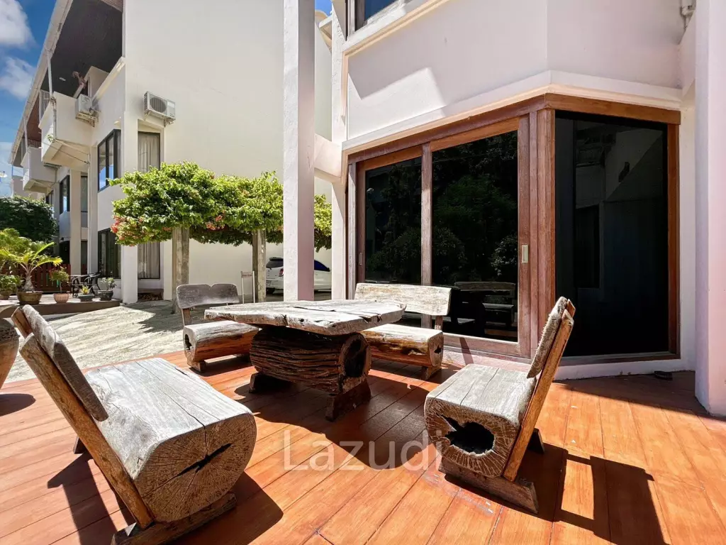 3 Storey 5 Bedroom Townhouse : Baan Suksamraan
