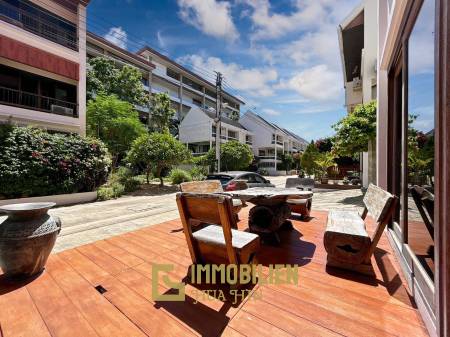 3 Storey 5 Bedroom Townhouse : Baan Suksamran