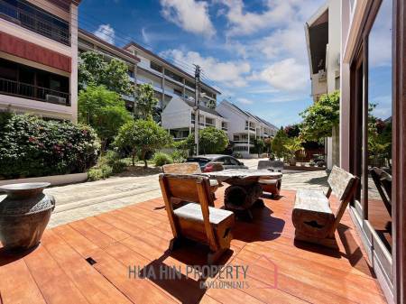 3 Storey 5 Bedroom Townhouse : Baan Suksamraan
