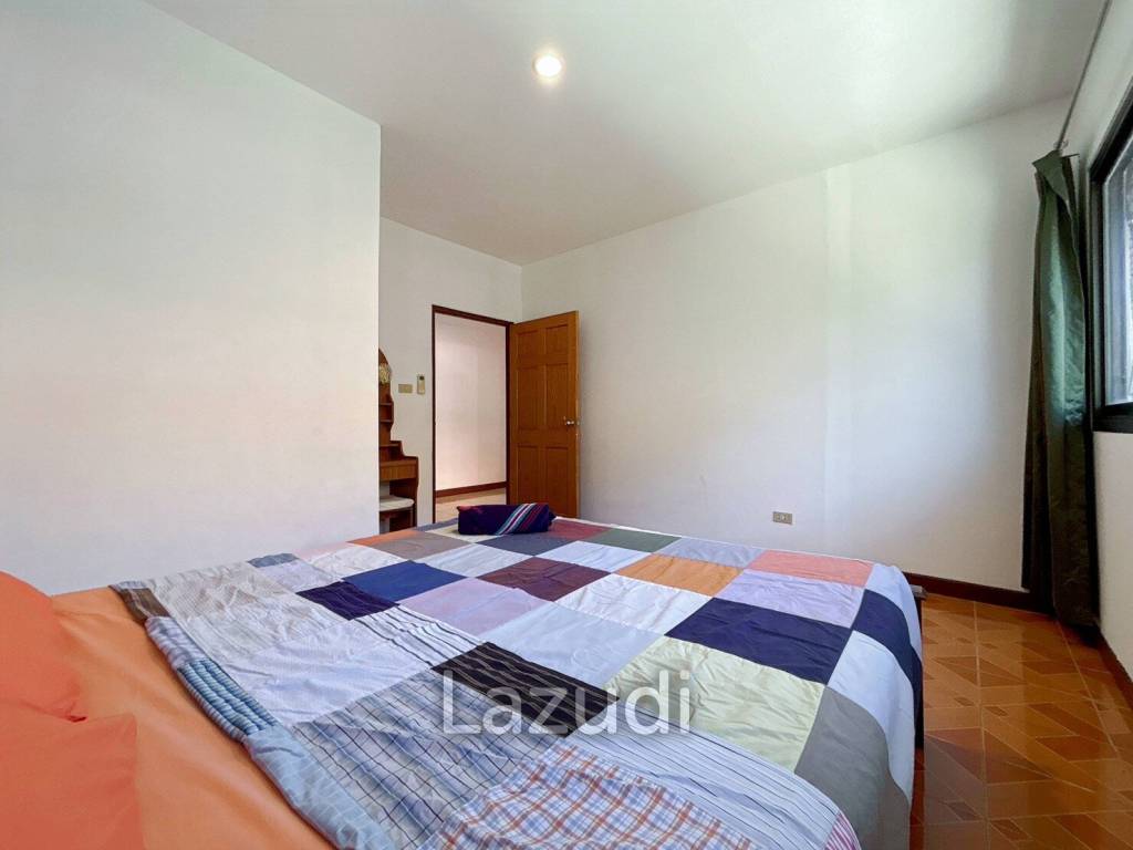 3 Storey 5 Bedroom Townhouse : Baan Suksamraan