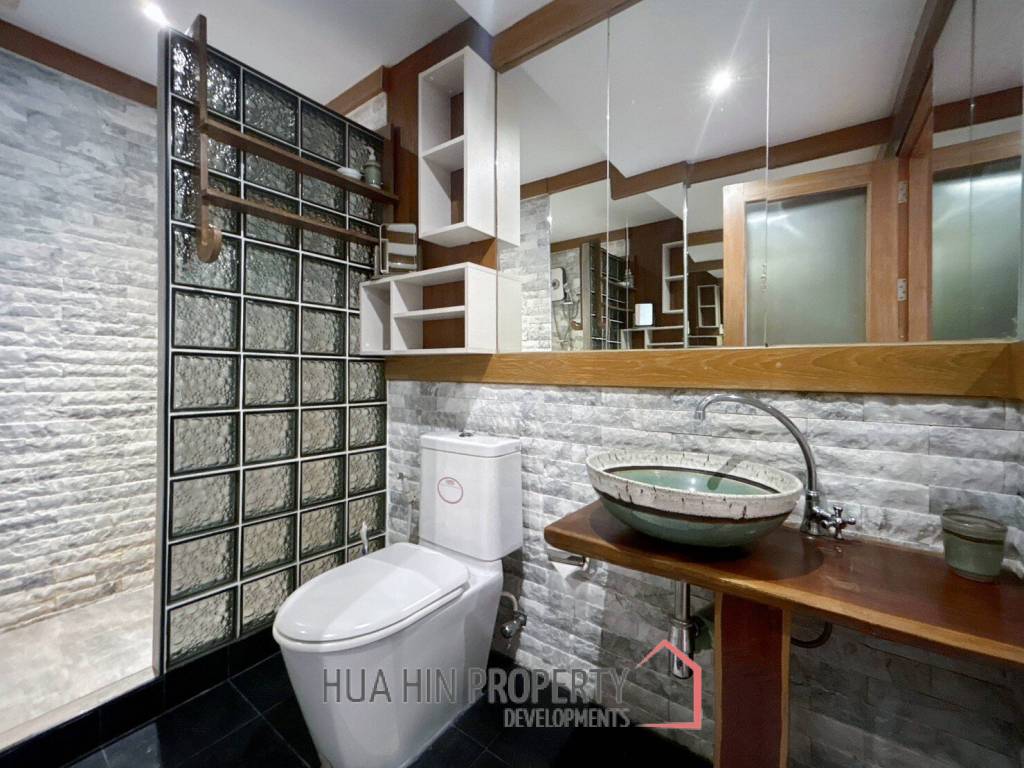 3 Storey 5 Bedroom Townhouse : Baan Suksamraan