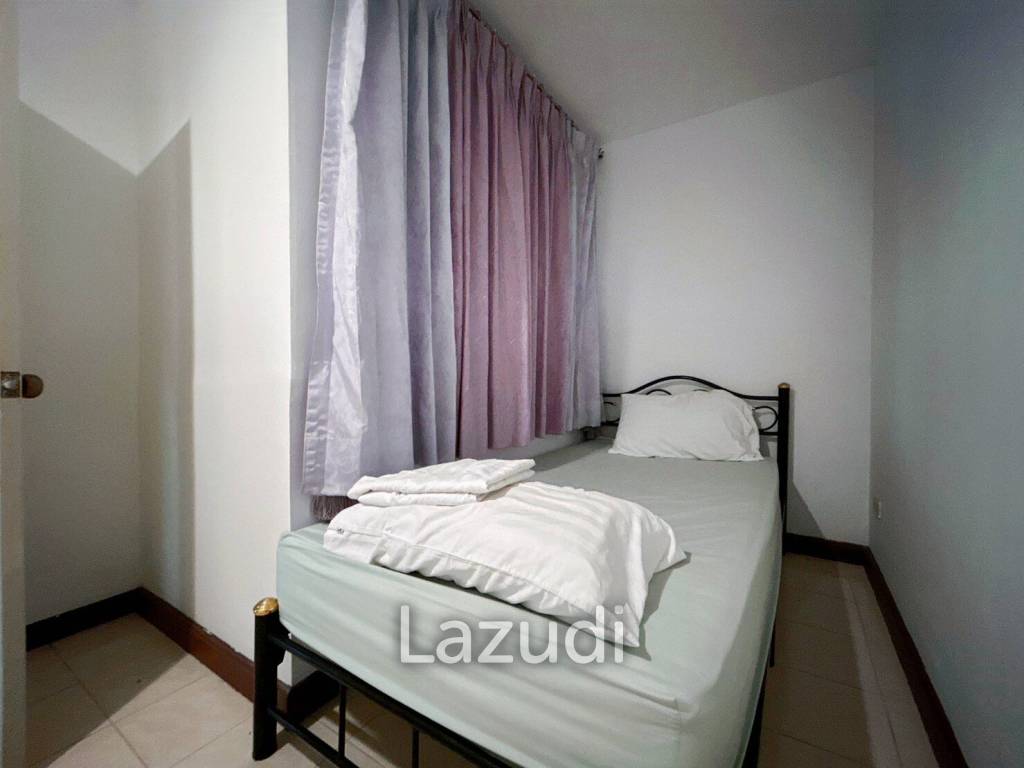 3 Storey 5 Bedroom Townhouse : Baan Suksamraan