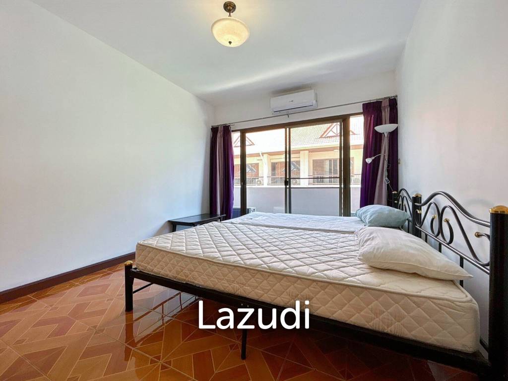 3 Storey 5 Bedroom Townhouse : Baan Suksamraan