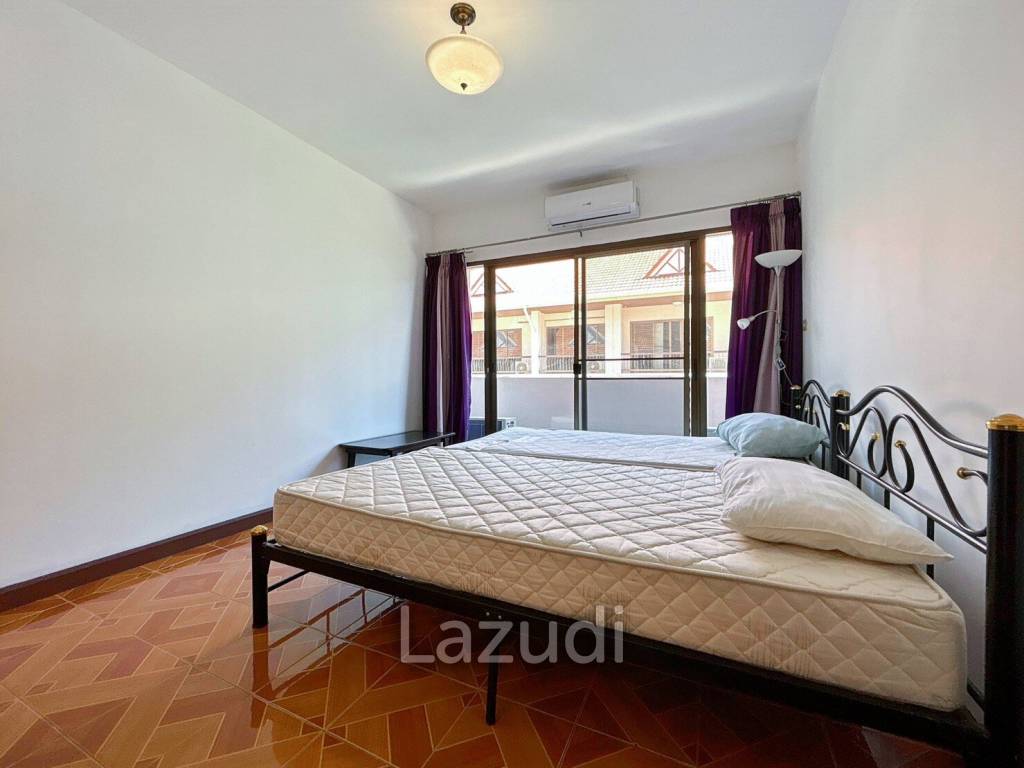 3 Storey 5 Bedroom Townhouse : Baan Suksamraan