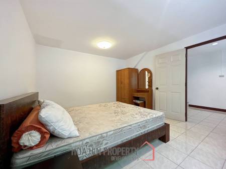3 Storey 5 Bedroom Townhouse : Baan Suksamraan