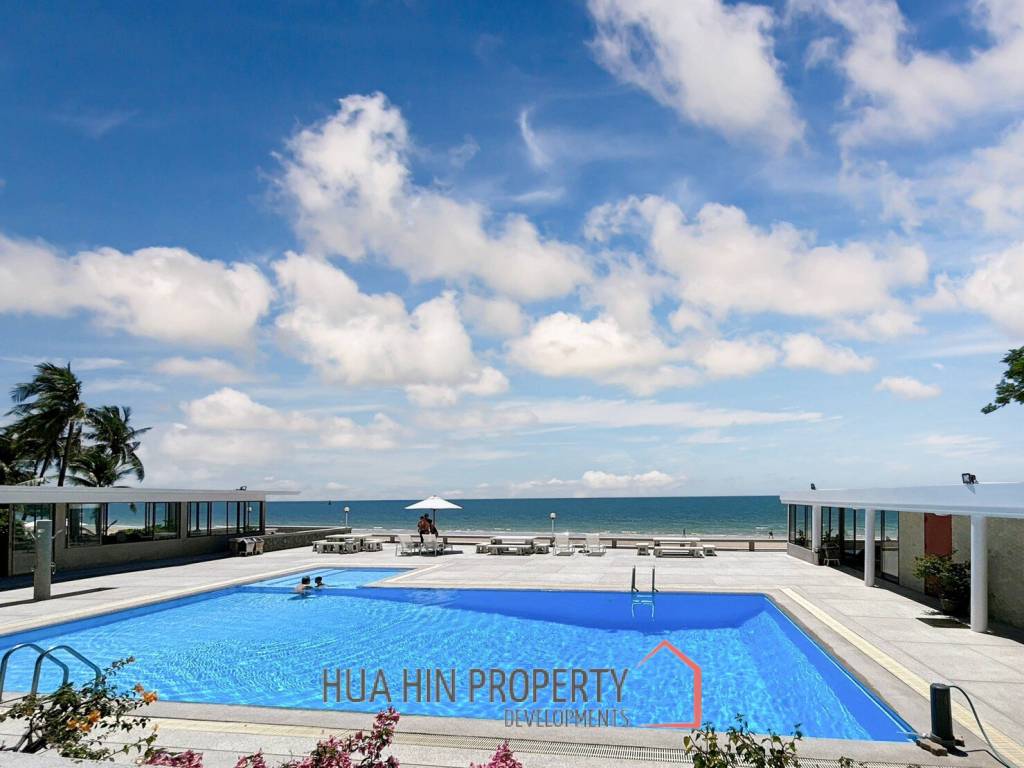 3 Storey 5 Bedroom Townhouse : Baan Suksamraan