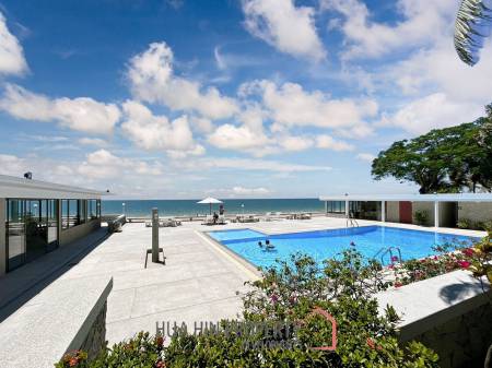 3 Storey 5 Bedroom Townhouse : Baan Suksamraan