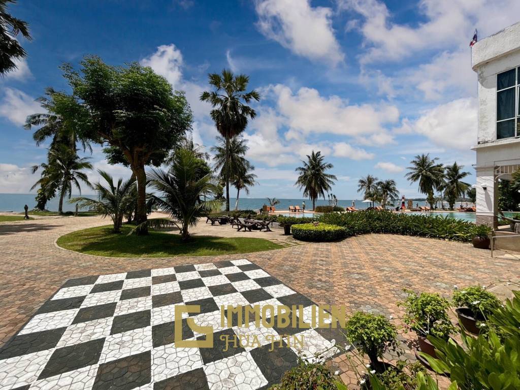 Milford Paradise : 1 Bedroom Condo Sea View