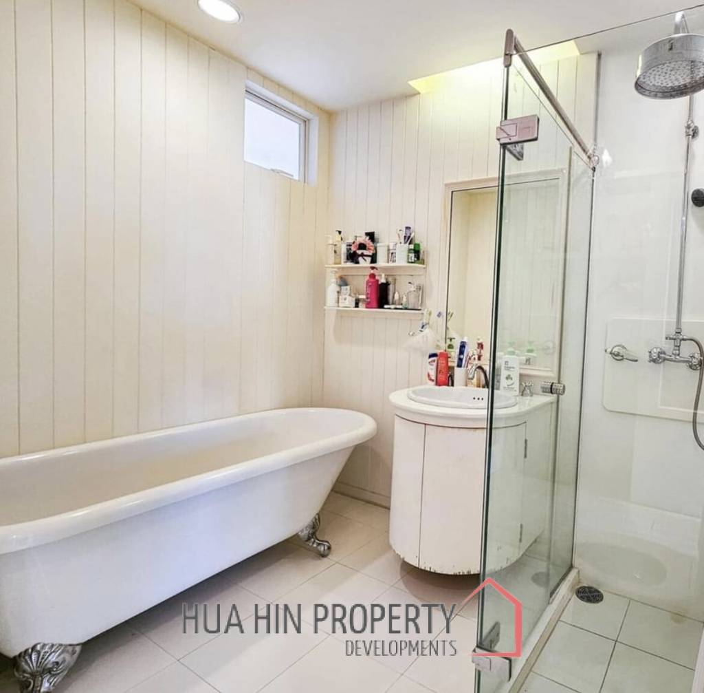 CONDO SAN PLOEN  : 2 bed in downtown