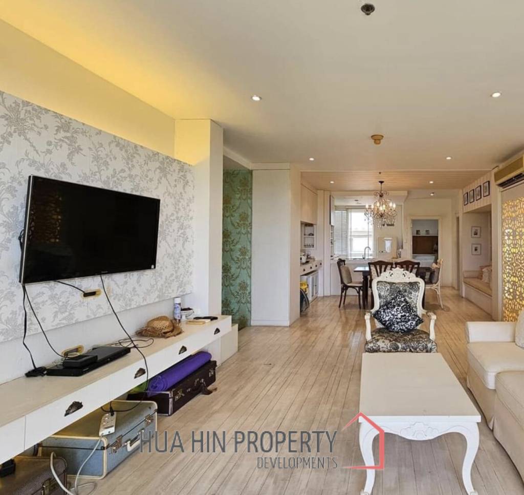 CONDO SAN PLOEN  : 2 bed in downtown