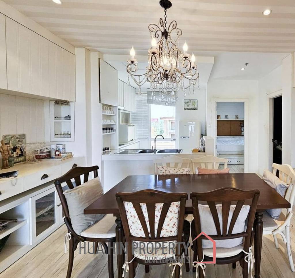 CONDO SAN PLOEN  : 2 bed in downtown
