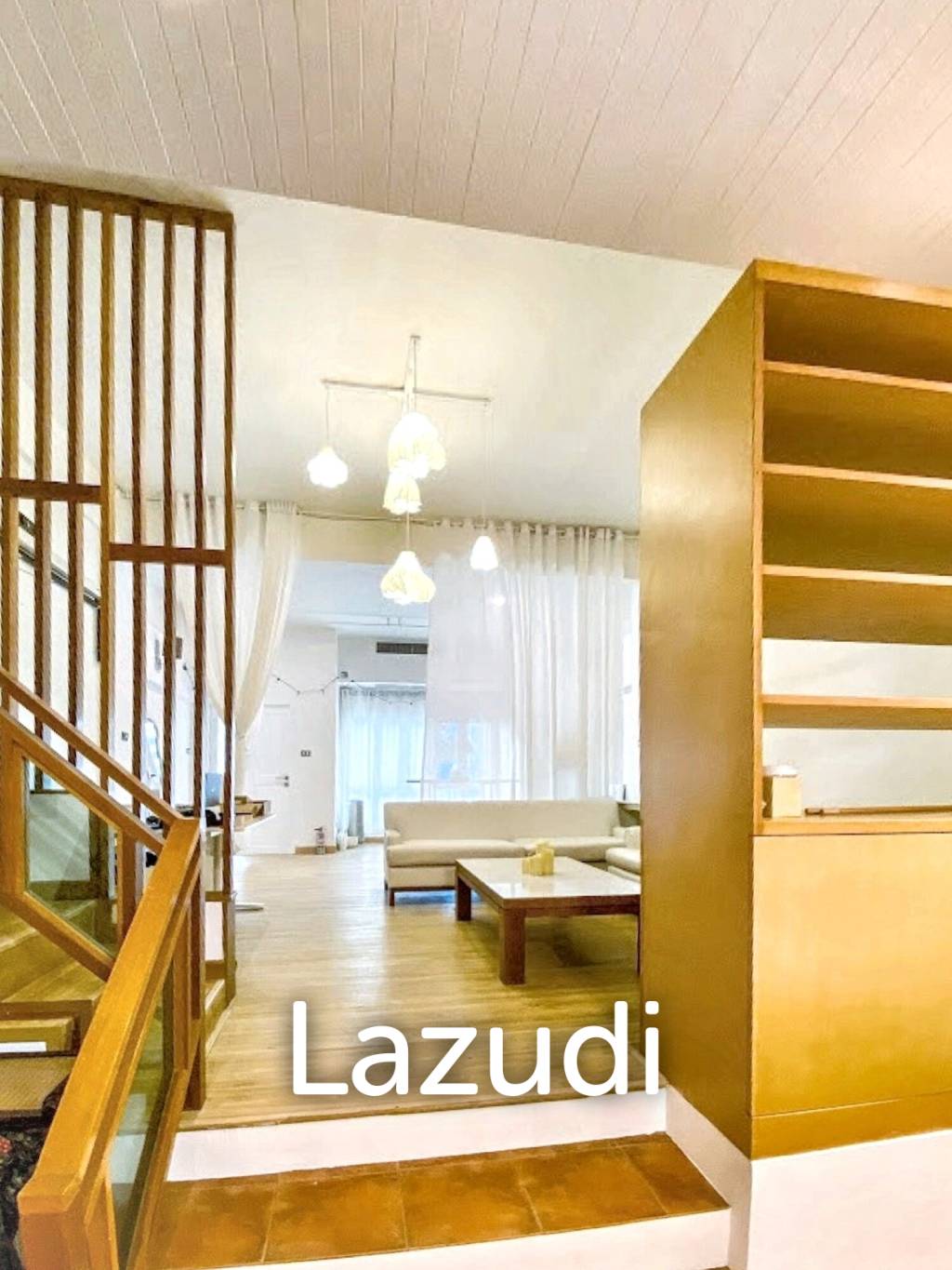 4 Bed 5 Bath 300 SQ.M House at Ekkamai 10