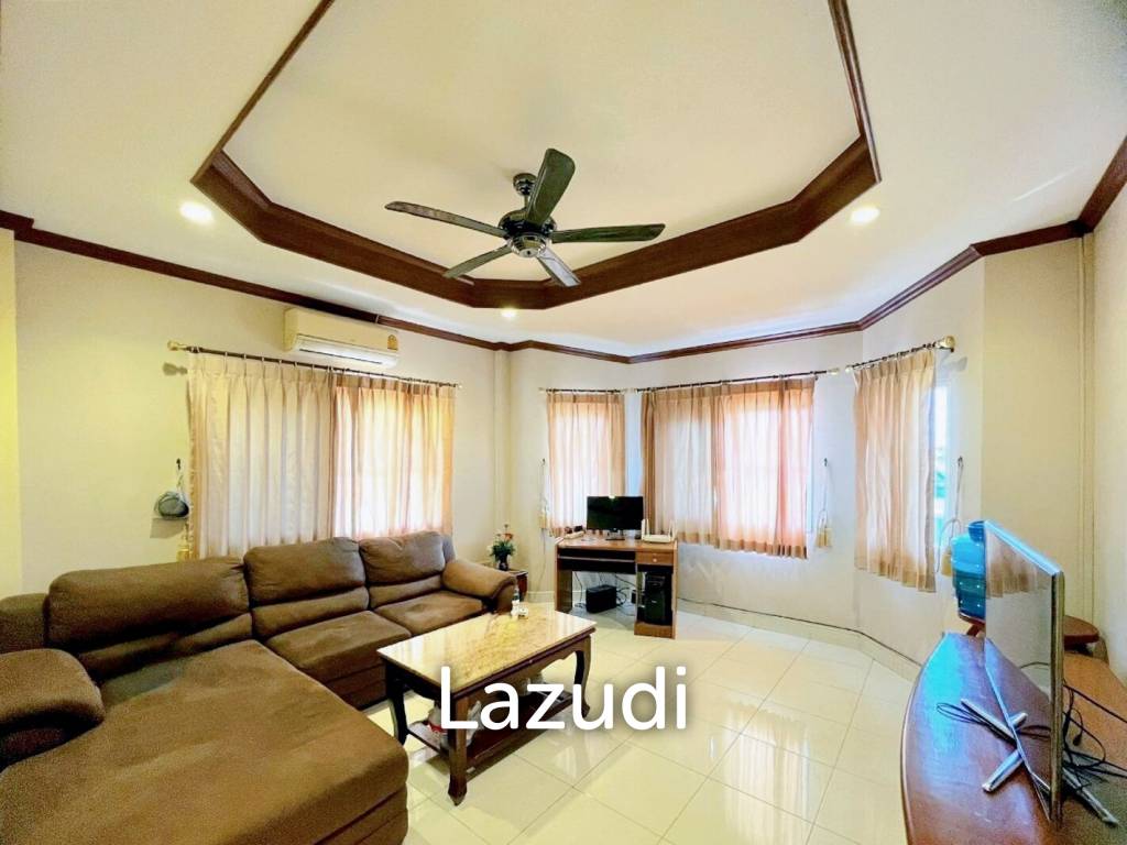 4 Bedroom 3 Bathroom 220 SQ.M Royal Park Hill