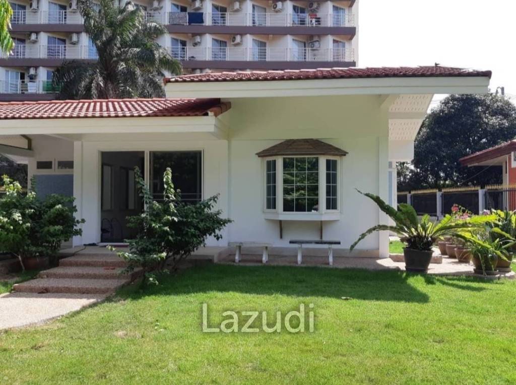 3 Bedroom 3 Bathroom 660 SQ.M Plot | Villa Navin